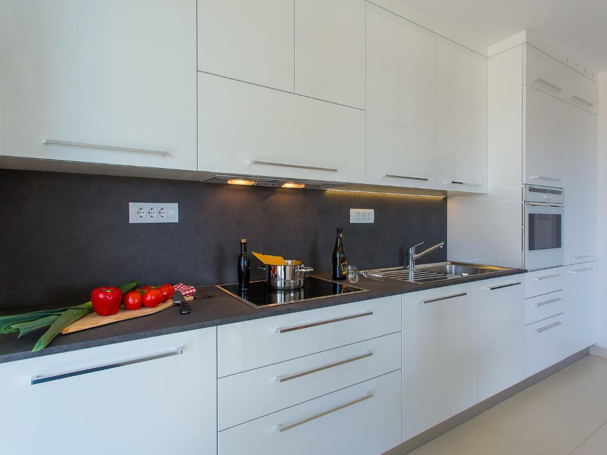 Apartment Maestral Пореч Екстериор снимка