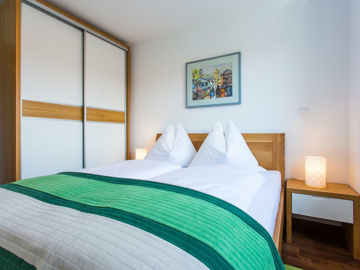 Apartment Maestral Пореч Екстериор снимка