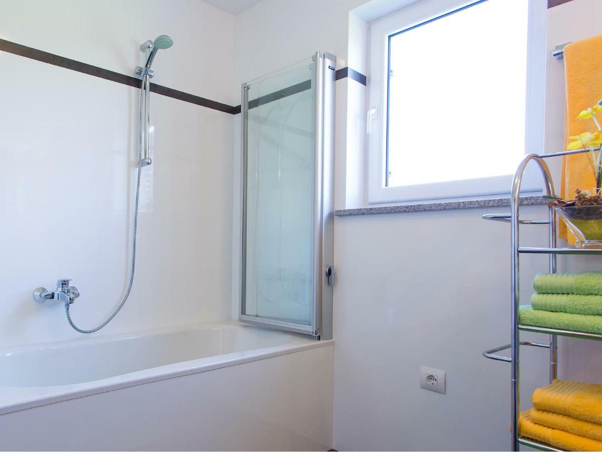Apartment Maestral Пореч Екстериор снимка